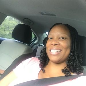 Meet your Posher, Felicia